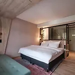Otel The Flamingo 4*