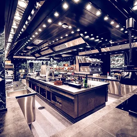 The Flamingo Ξενοδοχείο 4*