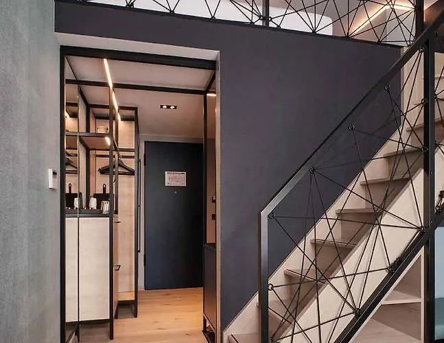 Otel The Flamingo 4*